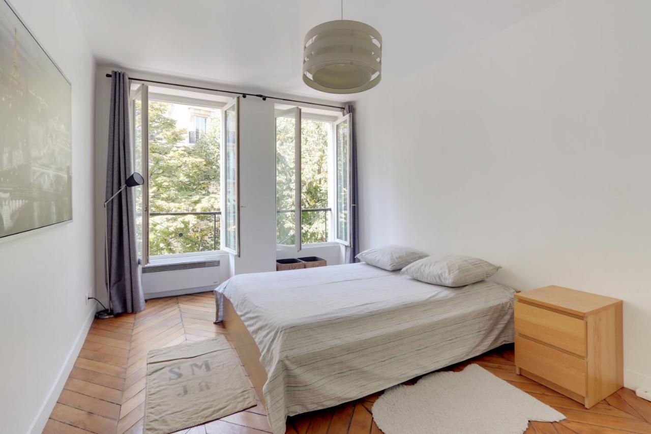 The Best Deal In The Marais - 1Bedroom Apt - 45M2 Париж Екстериор снимка