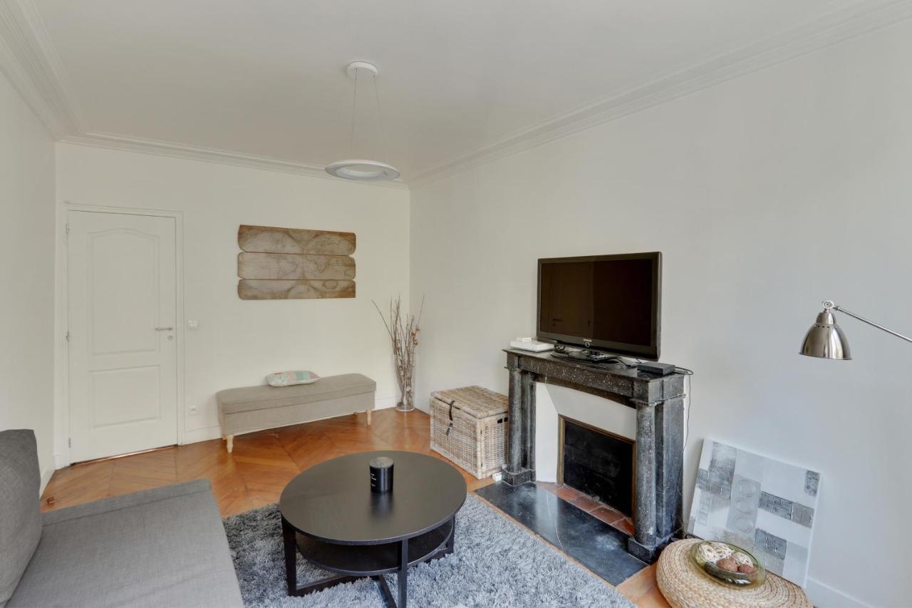 The Best Deal In The Marais - 1Bedroom Apt - 45M2 Париж Екстериор снимка