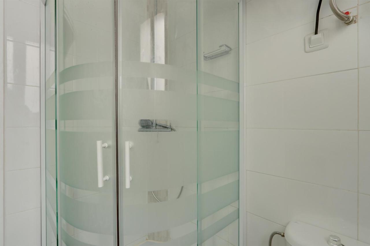 The Best Deal In The Marais - 1Bedroom Apt - 45M2 Париж Екстериор снимка